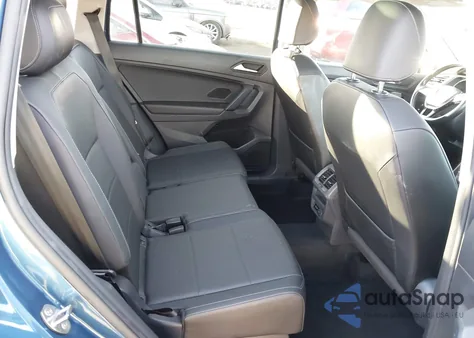 2019 Volkswagen Tiguan 2.0T Se/2.0T Sel/2.0T Sel R-Line/2.0T Sel R-Line Black из США, поврежденный, VIN 3VV2B7AX9KM024306